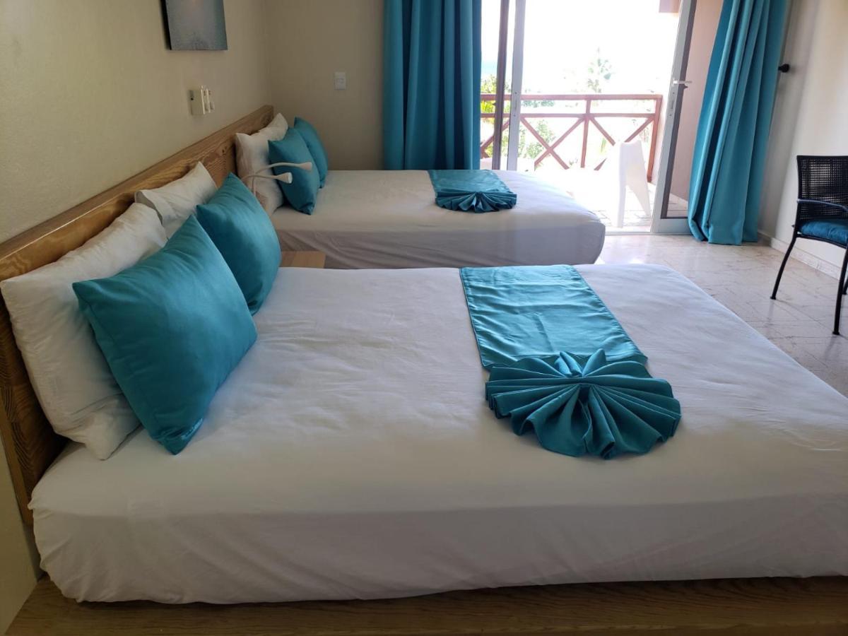 Paradise Island Beach Resort Punta Rucia Ngoại thất bức ảnh