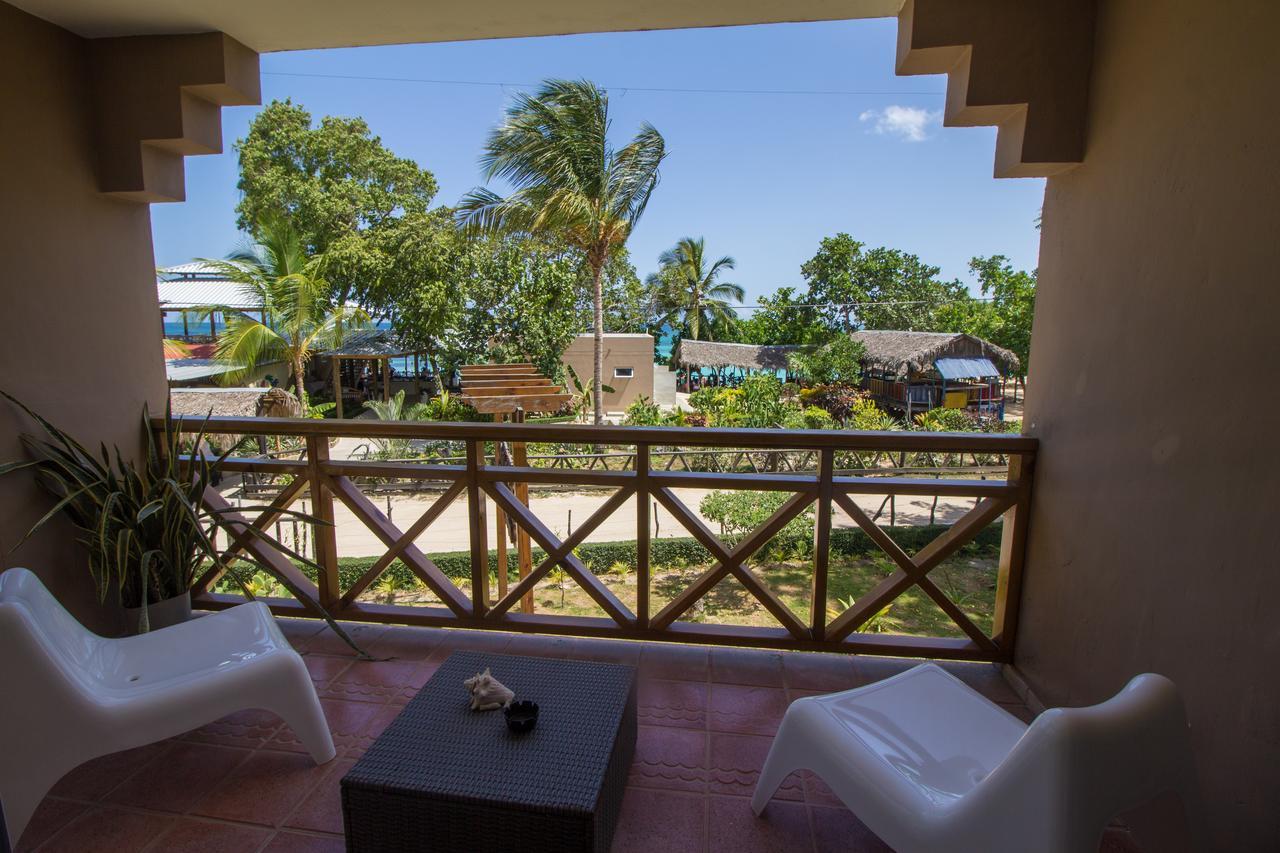 Paradise Island Beach Resort Punta Rucia Ngoại thất bức ảnh