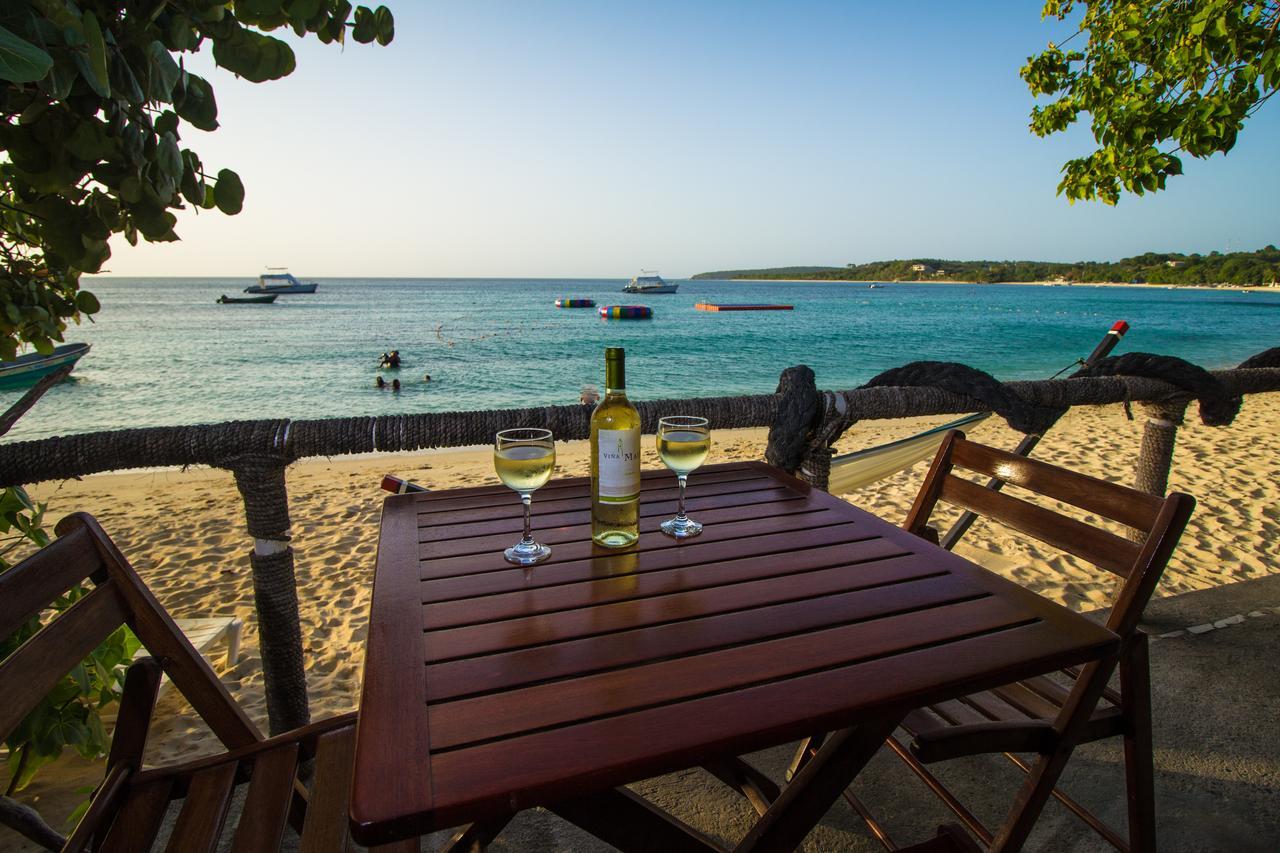 Paradise Island Beach Resort Punta Rucia Ngoại thất bức ảnh